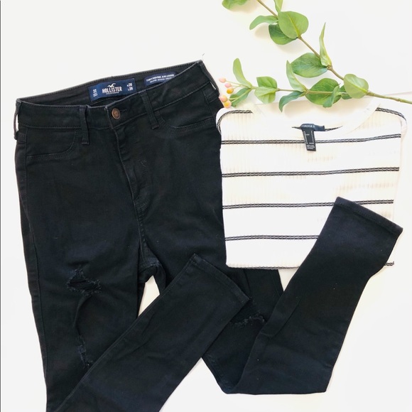 {Hollister} BACK TO SCHOOL Distressed black jeans (free top) - Picture 1 of 8